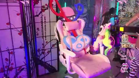 Snapshot of faethedoll chatting on 07-06-26, 10:45 Fae and Cheta online show from 07-06-26, 10:45