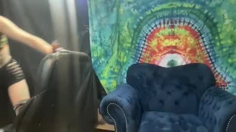 Snapshot of faexoxoxo chatting on 11-06-25, 01:12 Fae online show from 11-06-25, 01:12