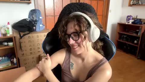 Loly online show from 05-12-26, 10:01