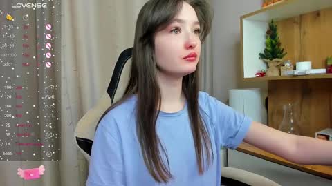 Snapshot of fairy_m00n chatting on 02-01-25, 02:24 Kate online show from 02-01-25, 02:24