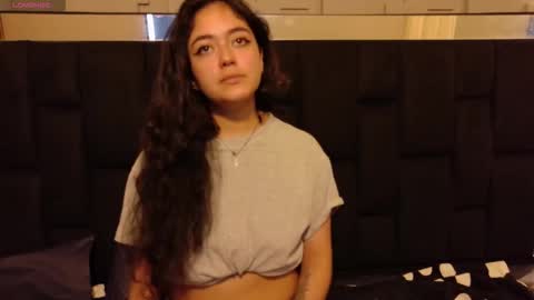 Marie online show from 11-03-25, 03:35