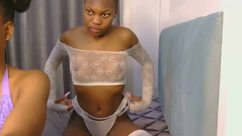 Snapshot of fairy_pearl chatting on 06-15-26, 04:25 fairy_pearl online show from 06-15-26, 04:25