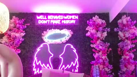 Snapshot of fairy_sweet_ chatting on 02-18-25, 02:59 FAIRY online show from 02-18-25, 02:59