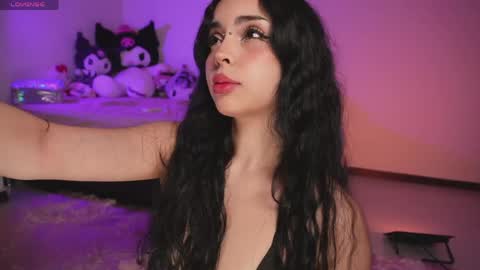 Sara  REMEMBER TO LEAVE A THUMB UP online show from 05-14-26, 04:41
