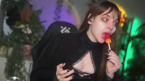 faith_chan online show from 04-25-26, 03:53