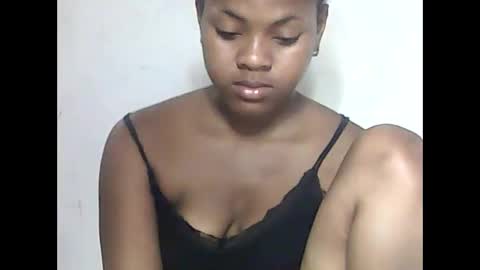 Snapshot of falielyse chatting on 09-18-25, 11:29 falielyse online show from 09-18-25, 11:29
