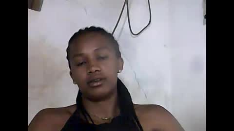 Snapshot of falielyse chatting on 10-12-25, 05:12 falielyse online show from 10-12-25, 05:12