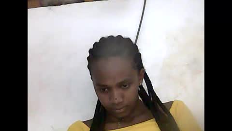 Snapshot of falielyse chatting on 10-13-25, 05:57 falielyse online show from 10-13-25, 05:57