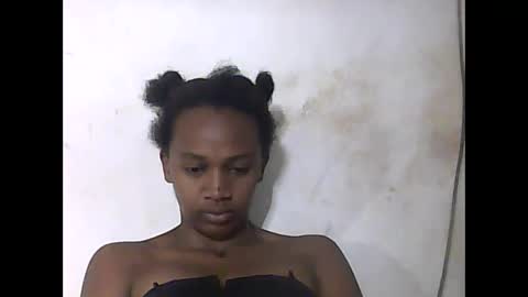 falielyse online show from 10-23-25, 08:51