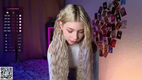 Emilia online show from 02-19-25, 04:12