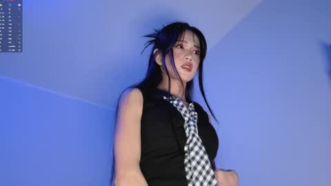 Miya online show from 04-19-26, 09:28