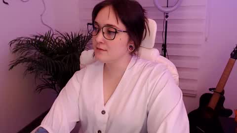 Snapshot of fallenag__ chatting on 12-21-25, 12:51 OF fallenag 1 online show from 12-21-25, 12:51