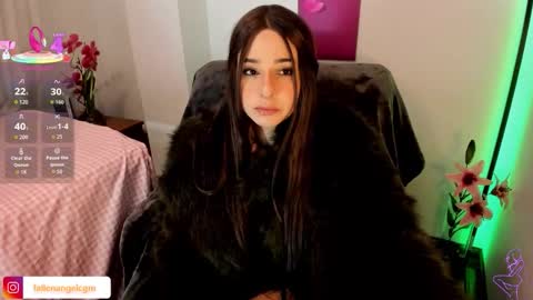 Snapshot of fallenangel_g chatting on 12-15-25, 12:26 Fallen Angel online show from 12-15-25, 12:26