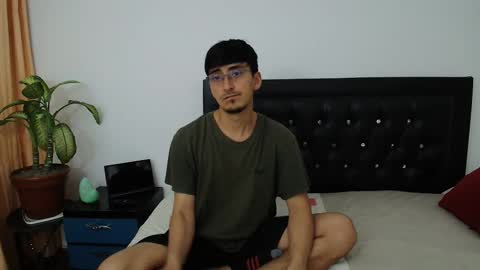 FallGays online show from 03-05-26, 11:34