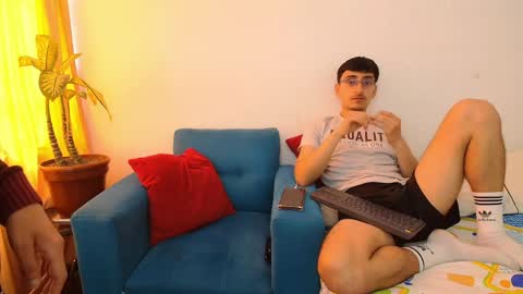 FallGays online show from 06-04-26, 04:24