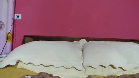 Snapshot of fallinlovecum chatting on 11-17-25, 03:51 fallinlovecum online show from 11-17-25, 03:51