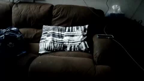 Snapshot of fallsman chatting on 11-10-25, 06:12 fallsman online show from 11-10-25, 06:12