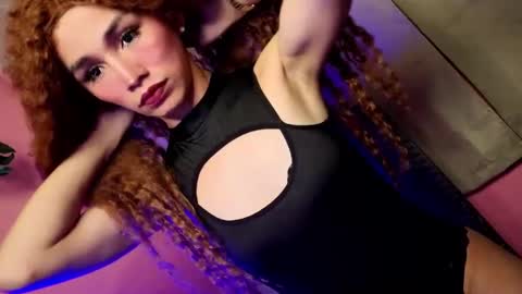 Snapshot of familystroke_twinny8 chatting on 02-21-25, 05:42 Alexandra x Alexandro online show from 02-21-25, 05:42