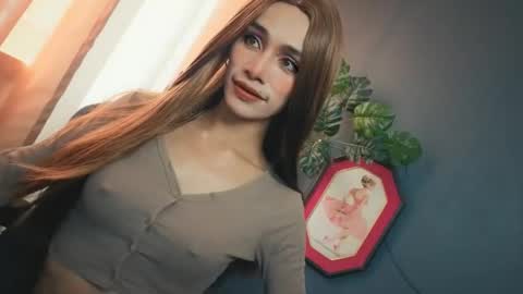 Snapshot of familystroke_twinny8 chatting on 10-06-25, 04:43 Alexandra x Alexandro online show from 10-06-25, 04:43