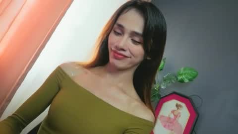 Snapshot of familystroke_twinny8 chatting on 10-27-25, 07:45 Alexandra x Alexandro online show from 10-27-25, 07:45