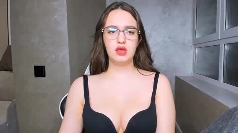 fancy bunny online show from 02-04-25, 02:53