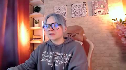 Bella online show from 09-30-25, 02:55