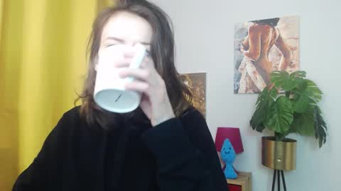 Nadine online show from 11-24-25, 05:51