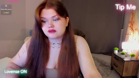 Snapshot of fanfik_ chatting on 07-28-26, 02:13 Elena online show from 07-28-26, 02:13