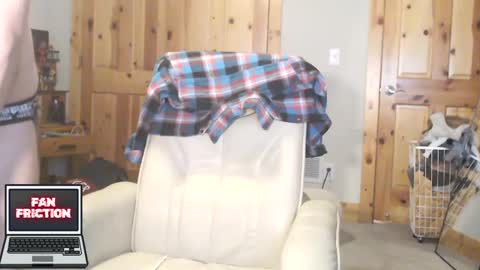 Fan Friction online show from 02-27-25, 05:24