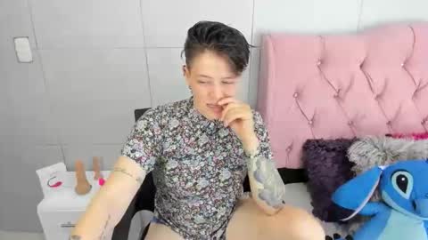 FANNY online show from 11-19-25, 01:49