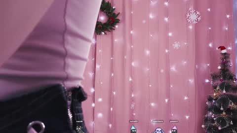 Kim online show from 12-23-24, 10:23