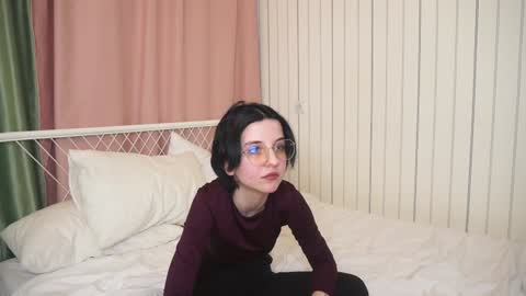 Snapshot of fannyharber chatting on 12-09-24, 10:54 Mia online show from 12-09-24, 10:54