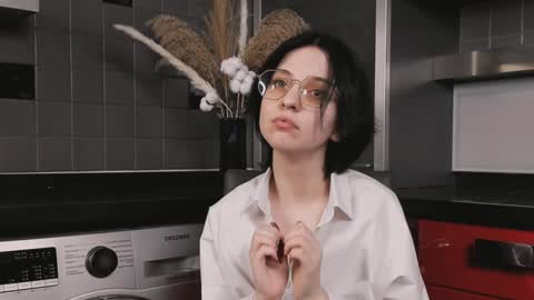 Snapshot of fannyharber chatting on 12-22-24, 03:11 Mia online show from 12-22-24, 03:11