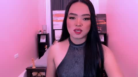 ITYS ME MONA online show from 03-25-26, 07:58