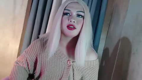 DANIELLA - DONT FORGET TO GIVE ME A THUMBSU UP online show from 04-24-26, 10:45