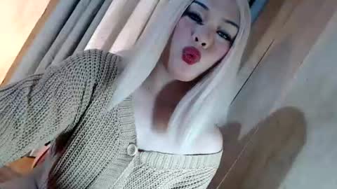 Snapshot of fantasticcock69_daniella chatting on 06-14-26, 11:51 DANIELLA - DONT FORGET TO GIVE ME A THUMBSU UP online show from 06-14-26, 11:51