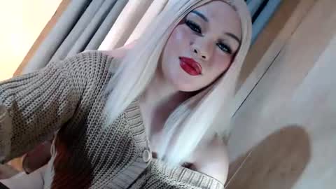 Snapshot of fantasticcock69_daniella chatting on 06-20-26, 05:27 DANIELLA - DONT FORGET TO GIVE ME A THUMBSU UP online show from 06-20-26, 05:27