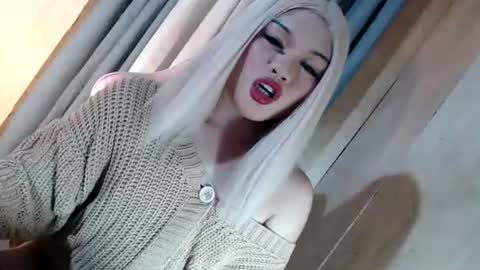 Snapshot of fantasticcock69_daniella chatting on 06-25-26, 12:54 DANIELLA - DONT FORGET TO GIVE ME A THUMBSU UP online show from 06-25-26, 12:54