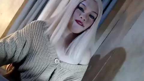 Snapshot of fantasticcock69_daniella chatting on 06-26-26, 08:08 DANIELLA - DONT FORGET TO GIVE ME A THUMBSU UP online show from 06-26-26, 08:08