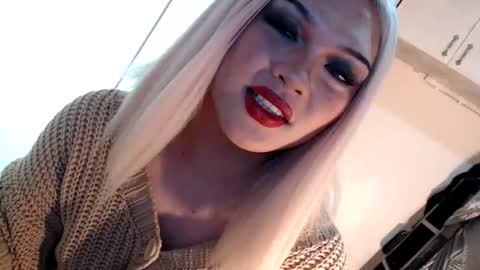 Snapshot of fantasticcock69_daniella chatting on 07-11-26, 03:59 DANIELLA - DONT FORGET TO GIVE ME A THUMBSU UP online show from 07-11-26, 03:59