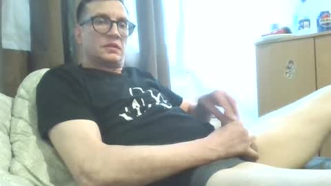 fantasticd1916 online show from 06-18-26, 04:13