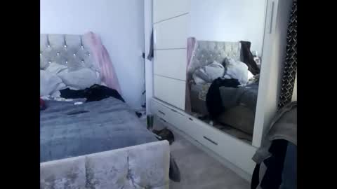 fantasticdeee online show from 02-27-25, 09:11