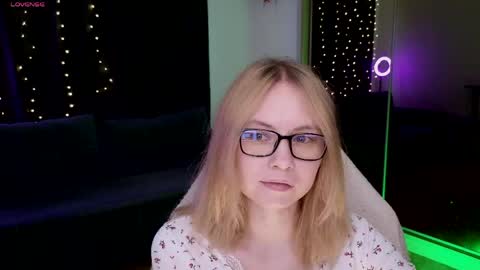 Snapshot of fantasymaria chatting on 05-20-26, 03:18 my name is Masha online show from 05-20-26, 03:18