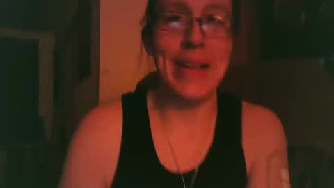 Snapshot of fapqueenc17 chatting on 01-29-25, 08:08 Scarlett online show from 01-29-25, 08:08