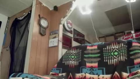 Snapshot of fapqueenc17 chatting on 09-25-25, 02:15 Scarlett online show from 09-25-25, 02:15