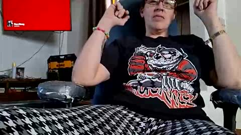 Snapshot of fapqueenc17 chatting on 10-26-25, 07:20 Scarlett online show from 10-26-25, 07:20