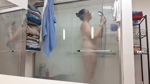 Snapshot of fapqueenc17 chatting on 11-30-25, 07:40 Scarlett online show from 11-30-25, 07:40