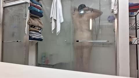 Snapshot of fapqueenc17 chatting on 12-02-25, 03:18 Scarlett online show from 12-02-25, 03:18