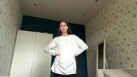 Luna online show from 10-28-25, 07:12