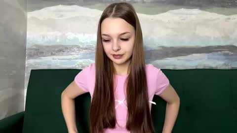 Anna Scovich online show from 11-29-25, 11:35